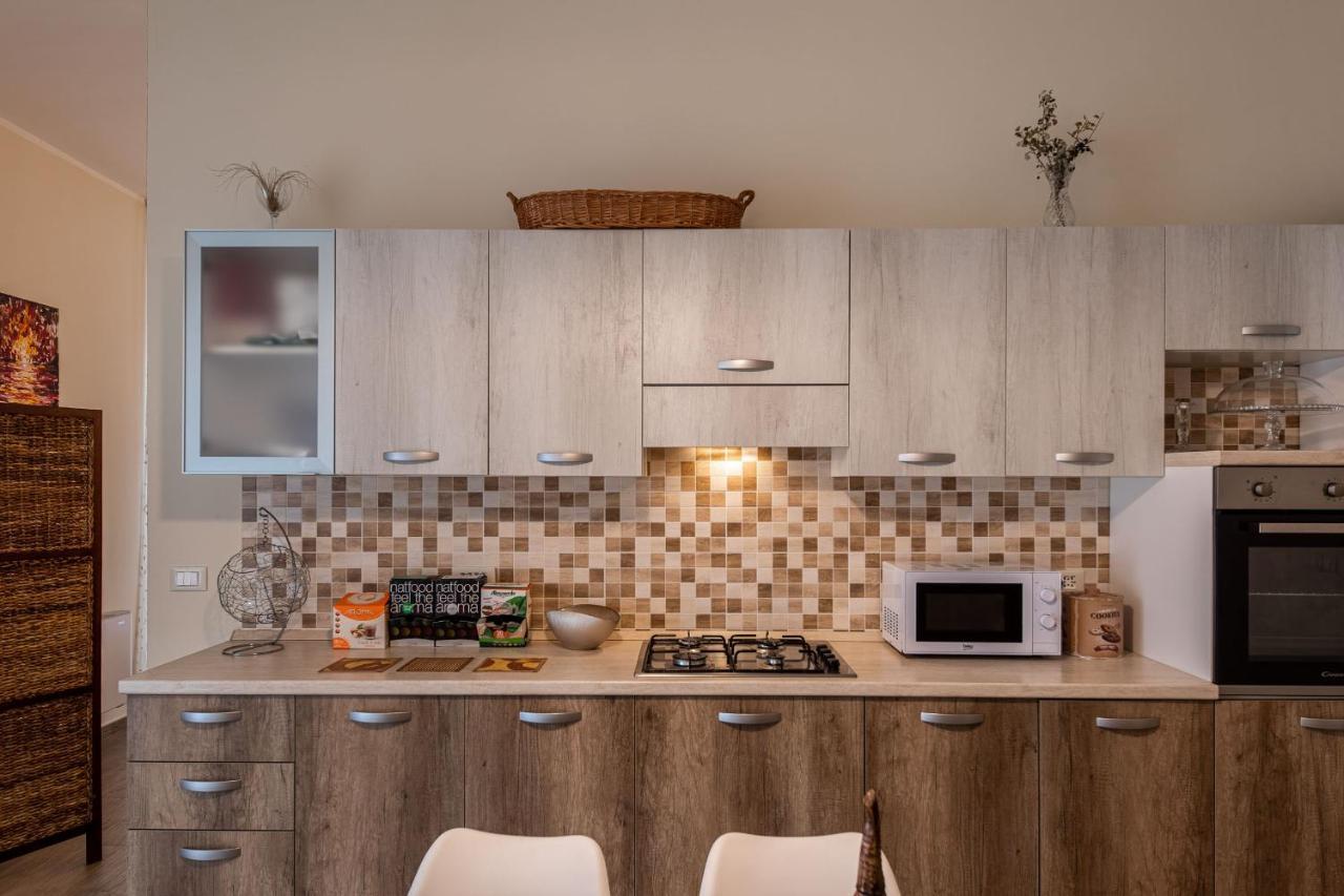 Agora' Castelnuovo Della Daunia Bed & Breakfast Dış mekan fotoğraf