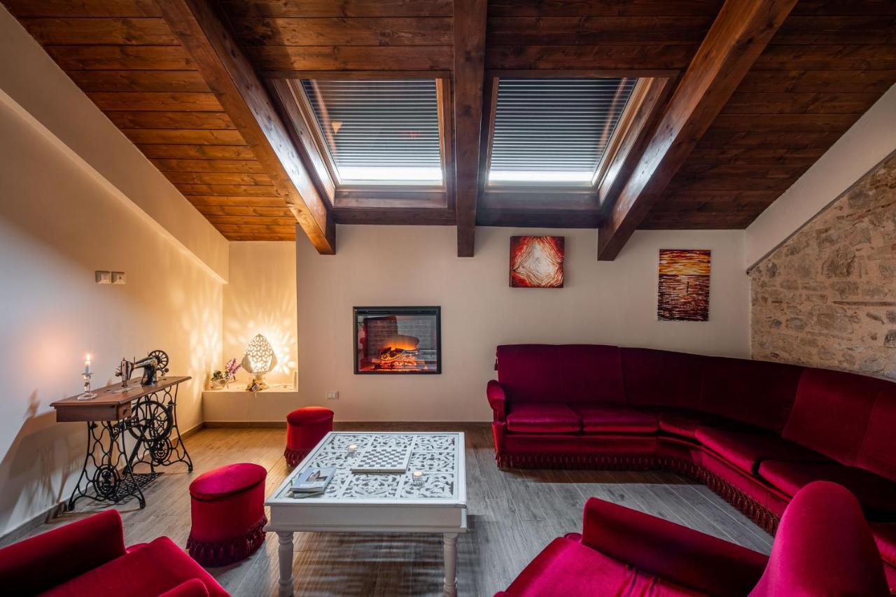 Agora' Castelnuovo Della Daunia Bed & Breakfast Dış mekan fotoğraf